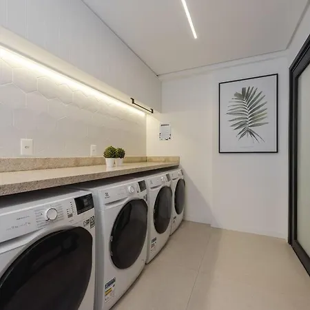 Loft 613 Com Vista Parque Una Pelotas Exterior photo